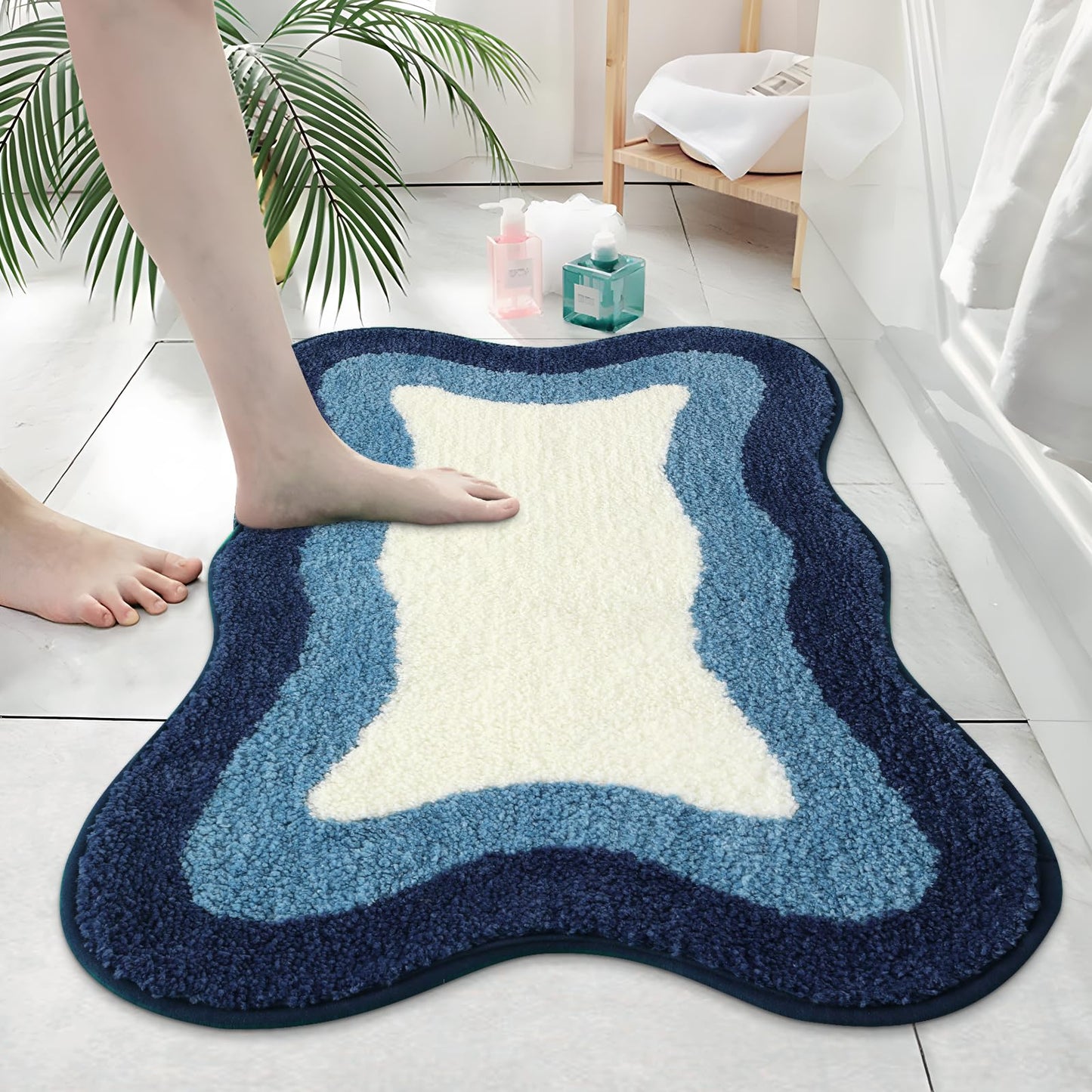 HAOCOO Washable Irregular Shape Bathroom Rugs, 18x25 inch Soft Non Slip Gradient Small Bath Mat, Microfiber Absorbent Bathroom Floor Mats Shower Rug for Bathroom Door Mat Sink Tub Shower