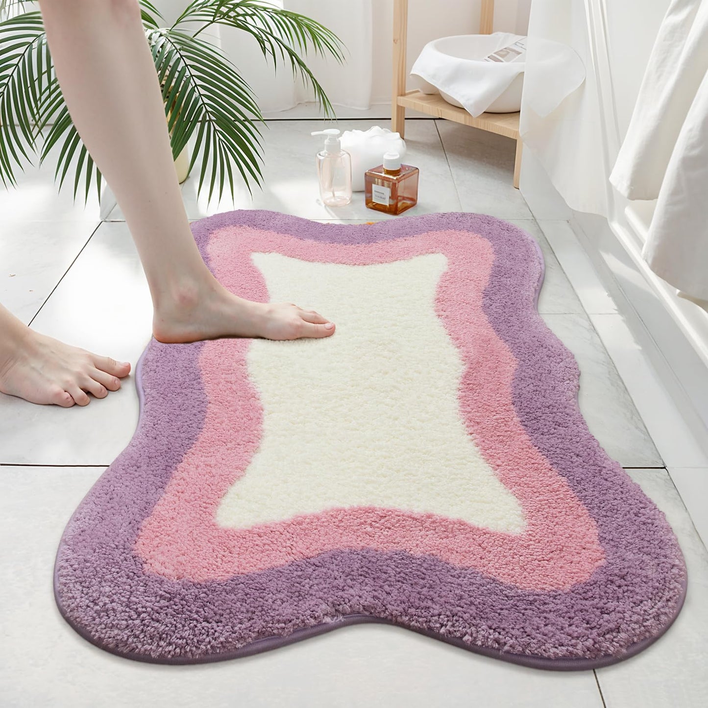 HAOCOO Washable Irregular Shape Bathroom Rugs, 18x25 inch Soft Non Slip Gradient Small Bath Mat, Microfiber Absorbent Bathroom Floor Mats Shower Rug for Bathroom Door Mat Sink Tub Shower